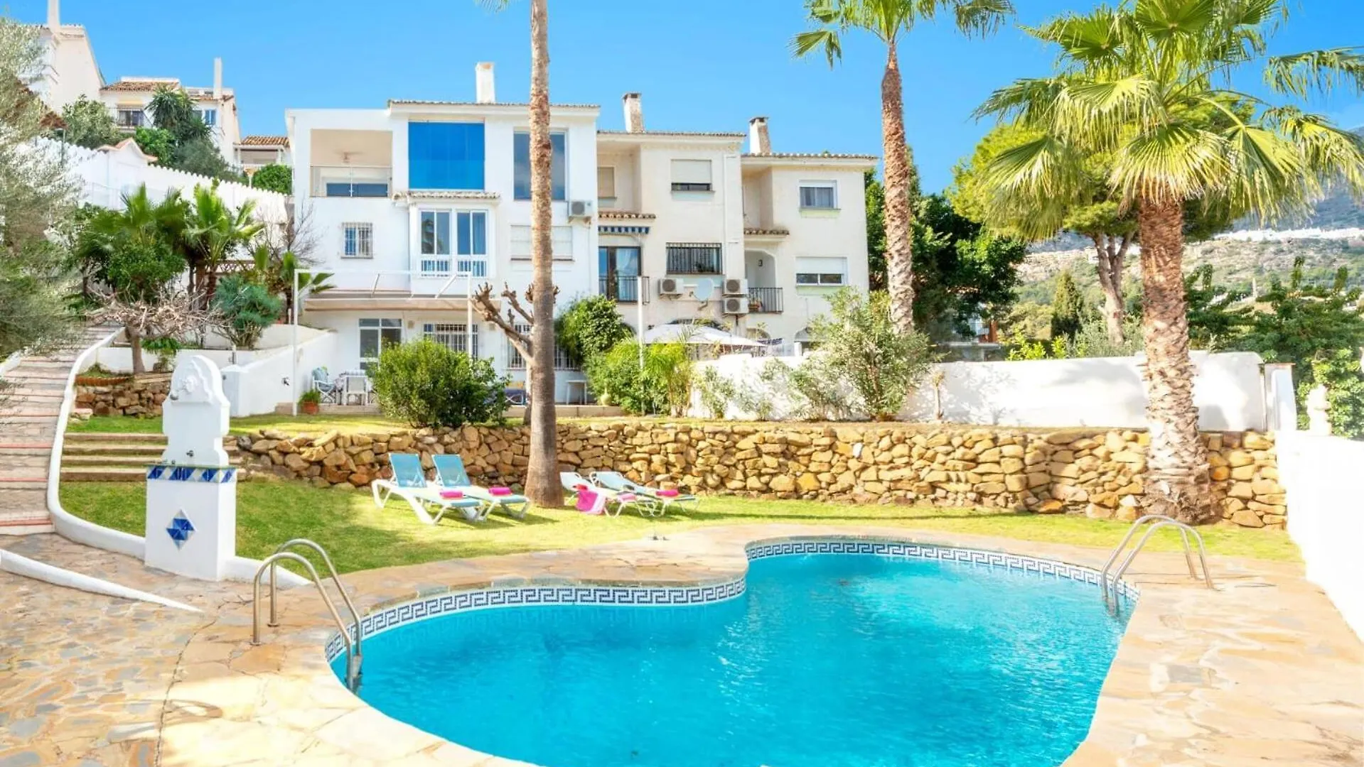 Villa Casa David By Villa Plus ile iletişim